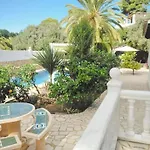 Mar Aral Villa
